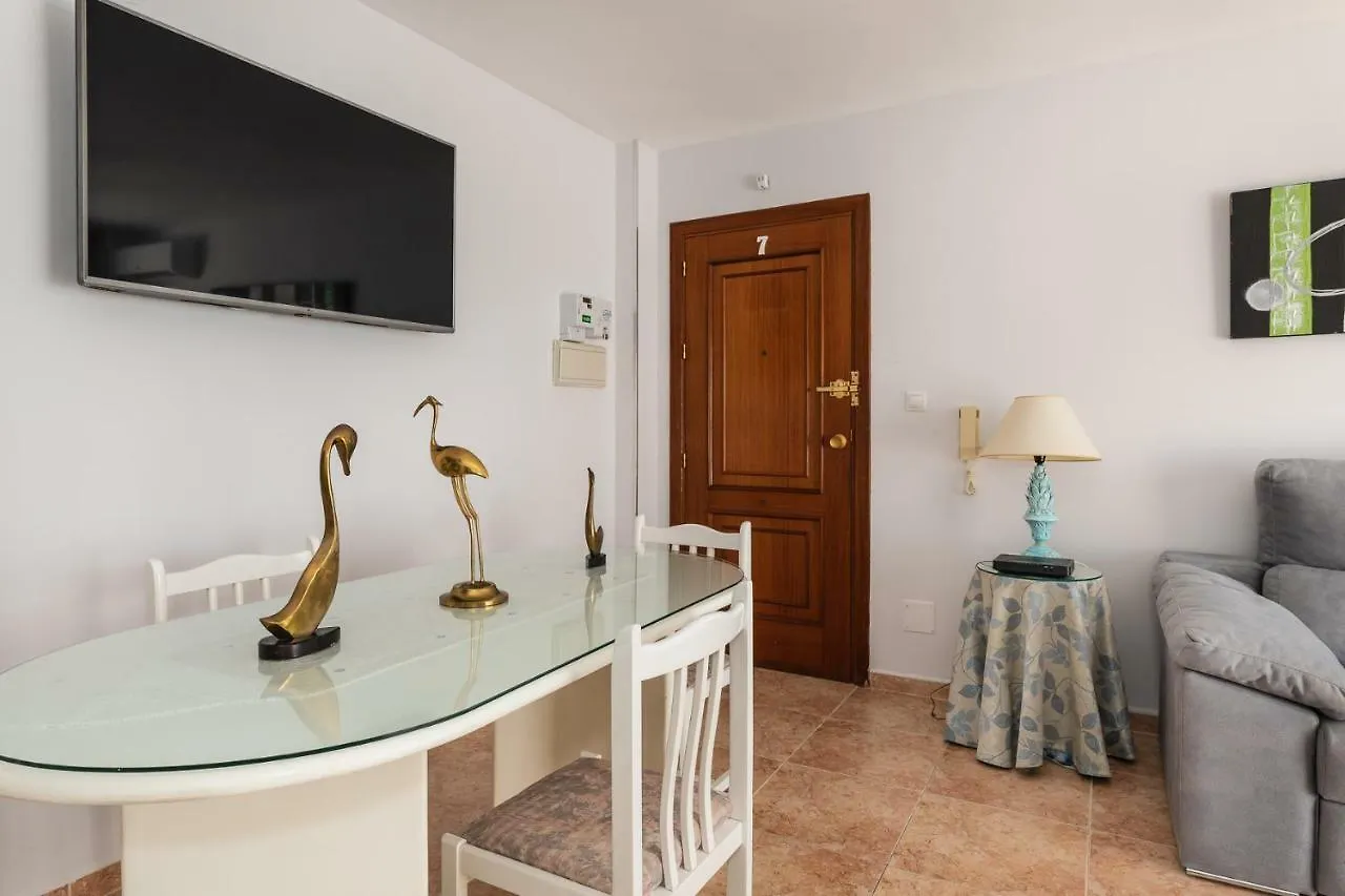 Apartamento Al Lado De La Playa Benalmadena Spain